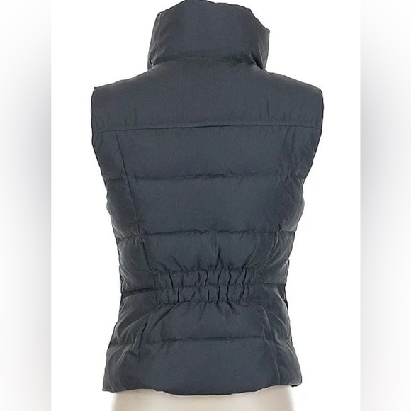 Abercrombie and Fitch Navy Blue Puffer Vest - Picture 3 of 6